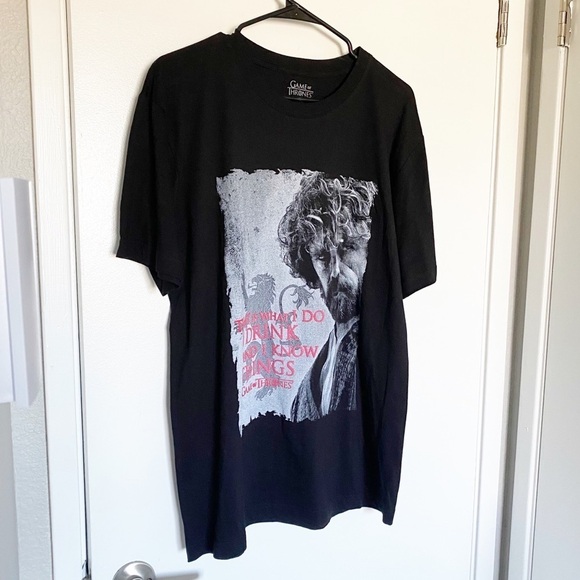 GAME of Thrones graphic T-shirt - Picture 3 of 6